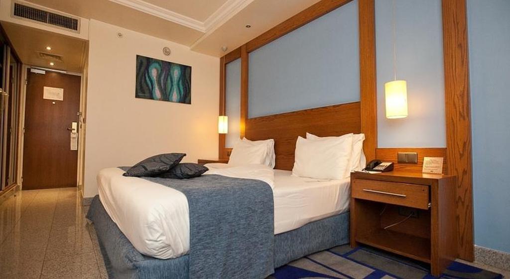 Eko Hotel Main Building Lagos Exterior foto